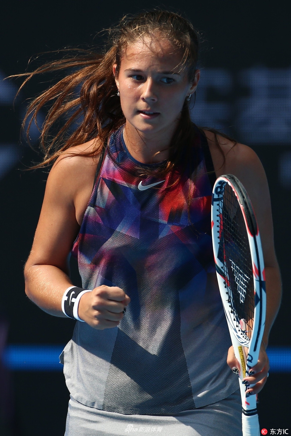 台上的发展 台上的发展